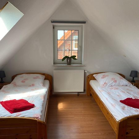 Ferienhaus Hooksiel Mit Sauna Und Kamin 西里格 外观 照片